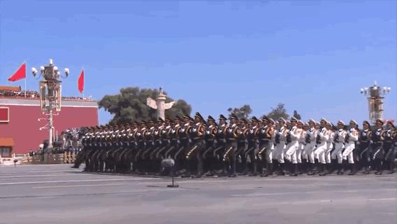 阅兵仪式上的老兵
